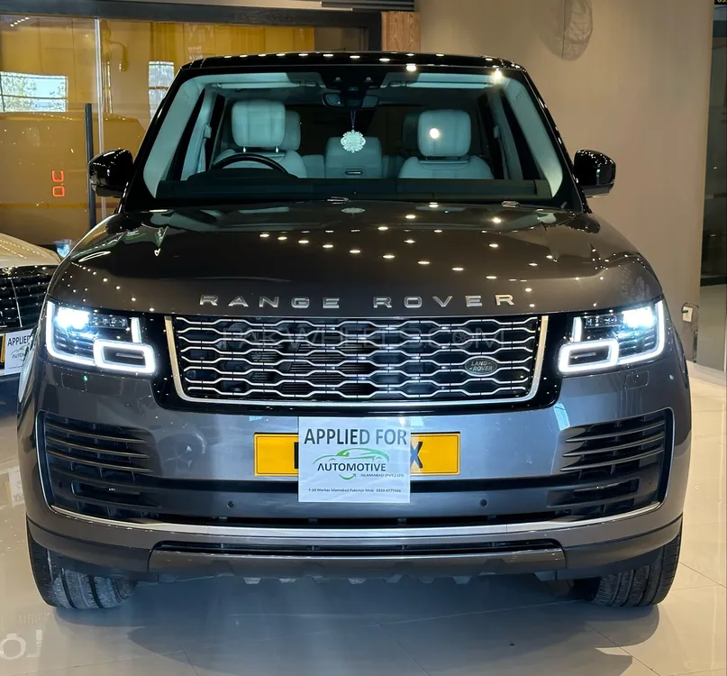 Range Rover Vogue 2018 for sale in Islamabad