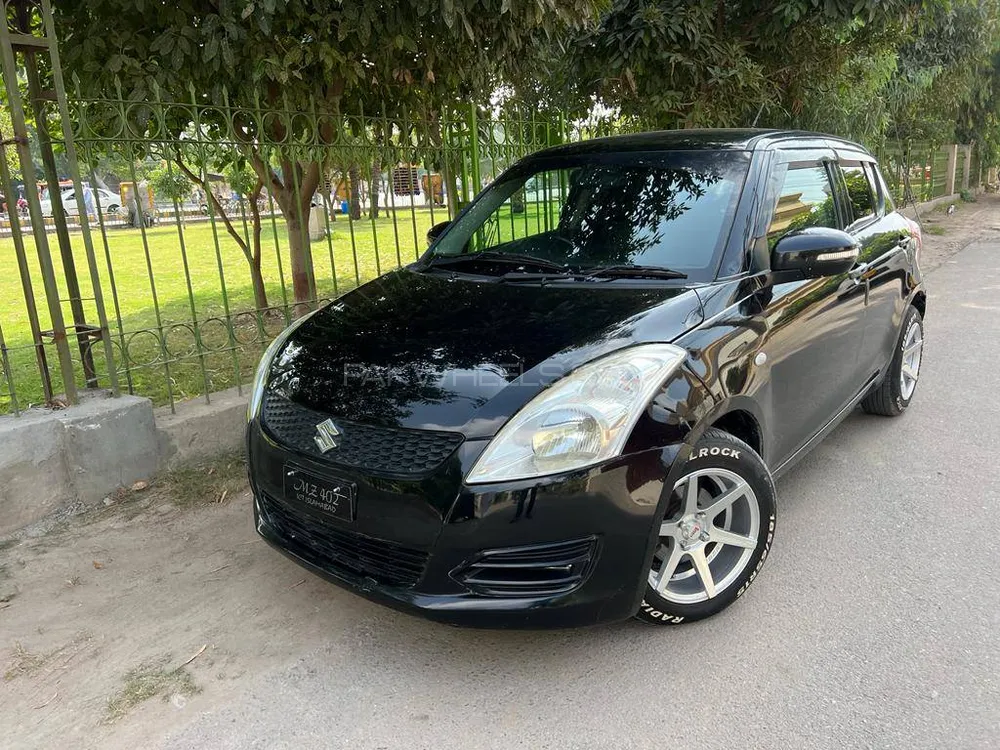 Suzuki Swift 2010 for Sale in Multan Image-1