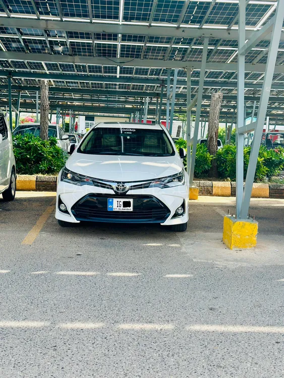 Toyota Corolla 2021 for Sale in Peshawar Image-1