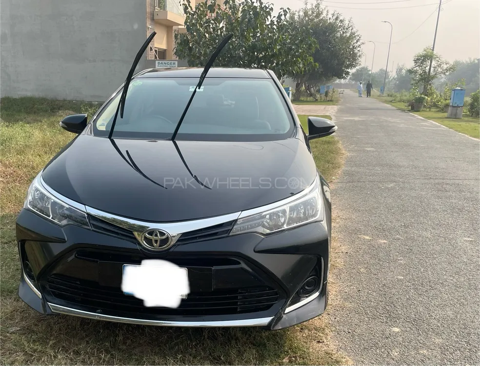 Toyota Corolla 2021 for Sale in Lahore Image-1