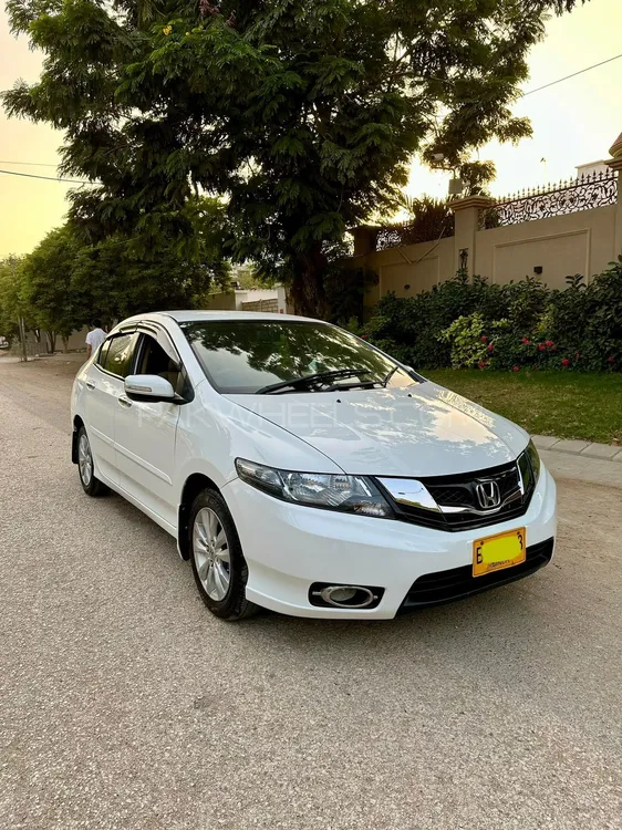 Honda City 2017 for Sale in Karachi Image-1