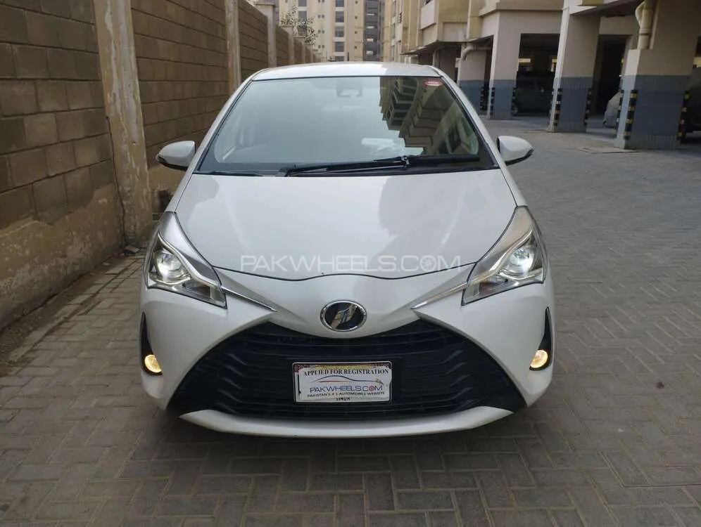 Toyota Vitz F Safety 1.0 2019 for sale in Karachi | PakWheels