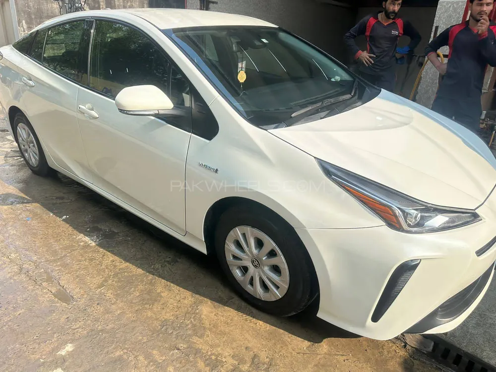 Toyota Aqua 2017 for Sale in Lahore Image-1