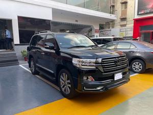 Make: Land Cruiser ZX
Model: 2020
Mileage: 5,800 KM
Reg: Unregistered 

Full House

Calling and Visiting Hours

Monday to Saturday

11:00 AM to 7:00 PM