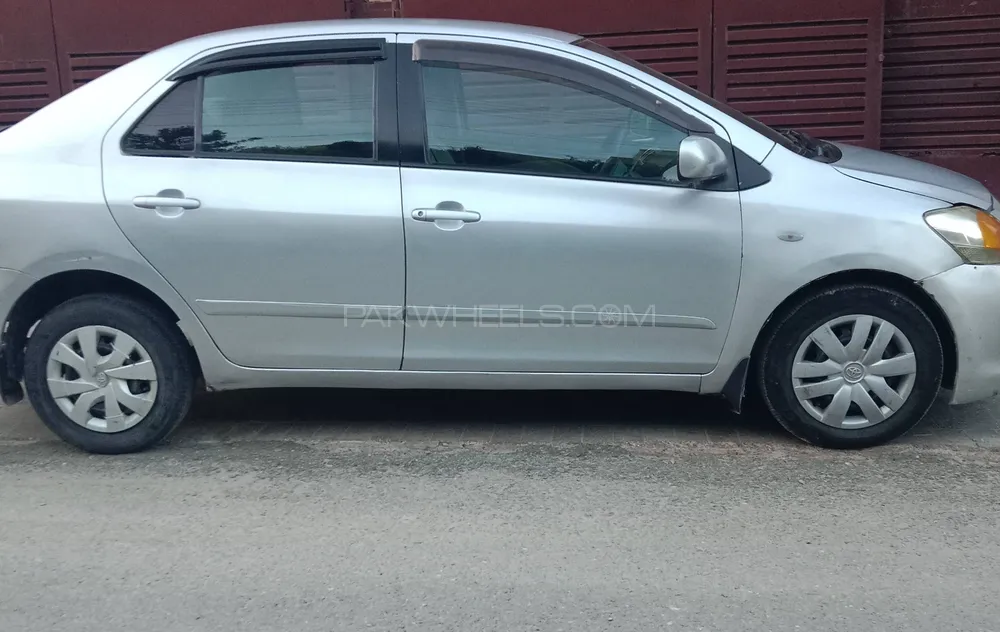 Toyota Belta 2012 for Sale in Lahore Image-1