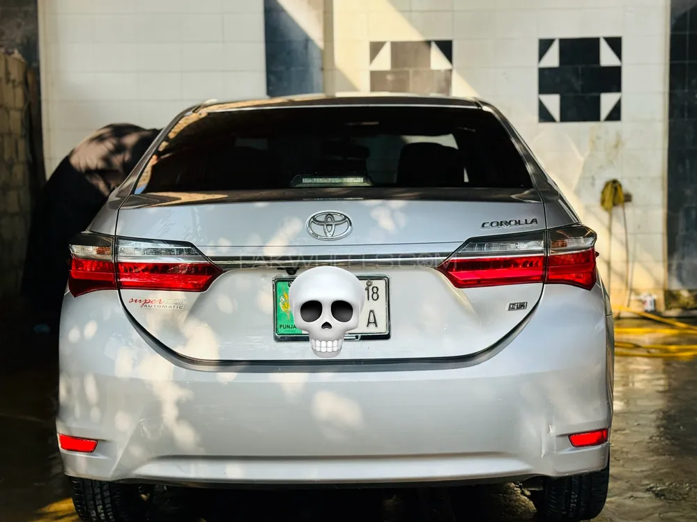 Toyota Corolla 2018 for Sale in Peshawar Image-1