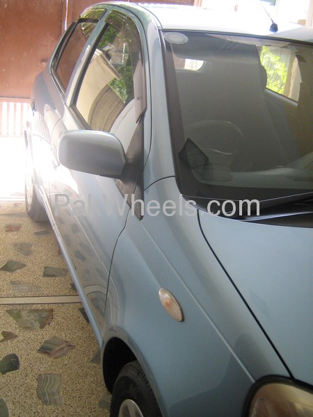 Toyota Vitz 2002 for Sale in Islamabad Image-1