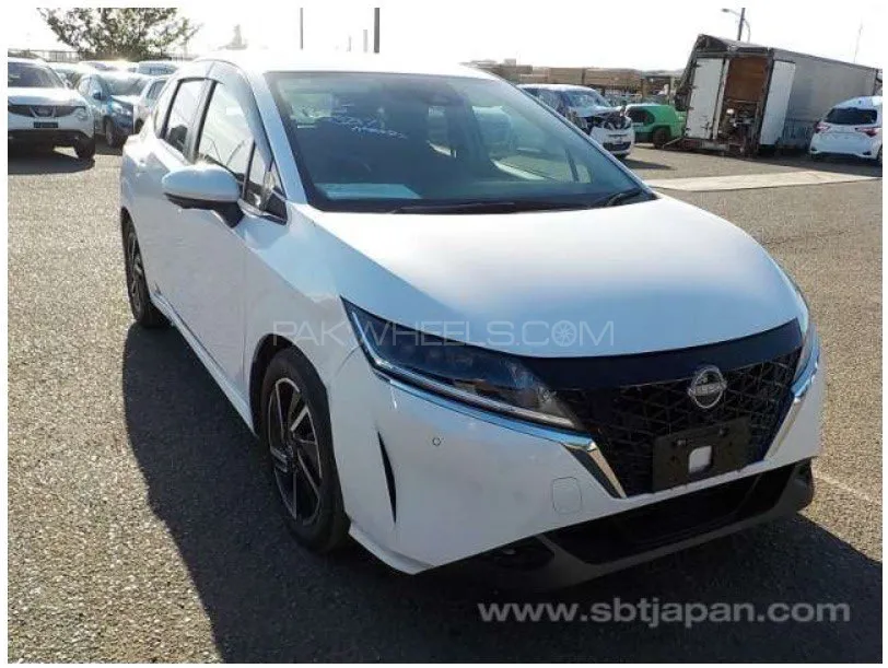 Nissan Note 2021 for Sale in Lahore Image-1