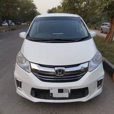 Honda Freed + Hybrid B 2016 for Sale