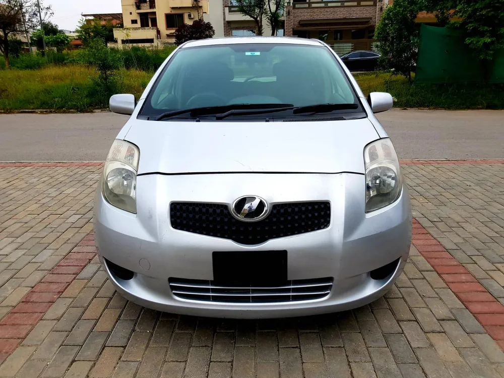 Toyota Vitz 2007 for Sale in Islamabad Image-1