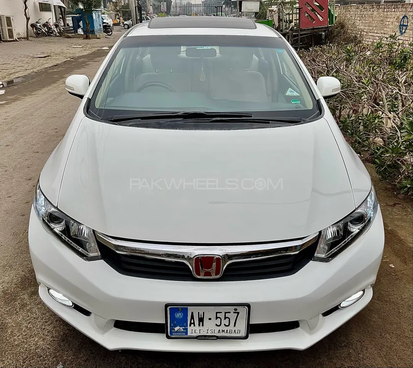 Honda Civic 2013 for Sale in Faisalabad Image-1