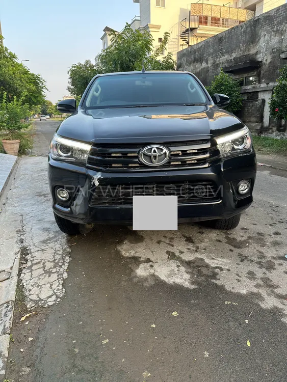 Toyota Hilux 2018 for Sale in Lahore Image-1