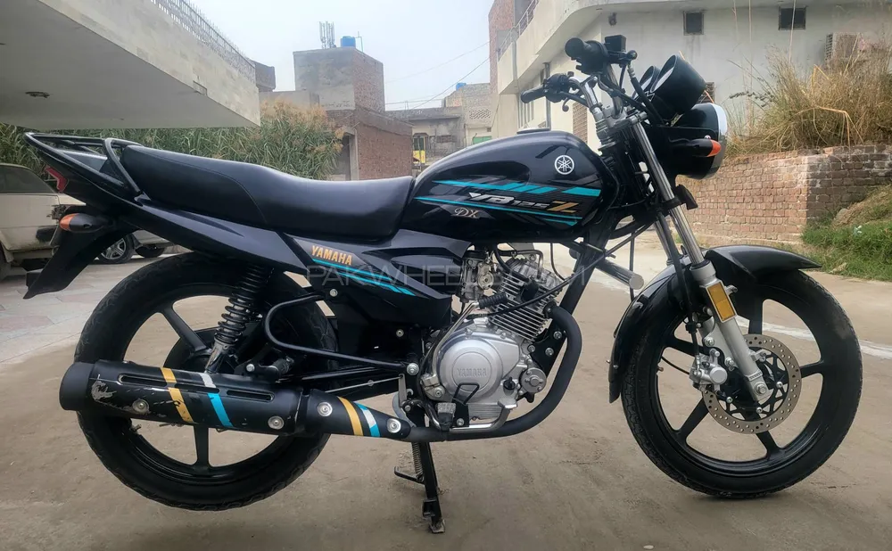 Used Yamaha YB 125Z-DX 2022 Bike For Sale In Gujrat - 508409 | PakWheels