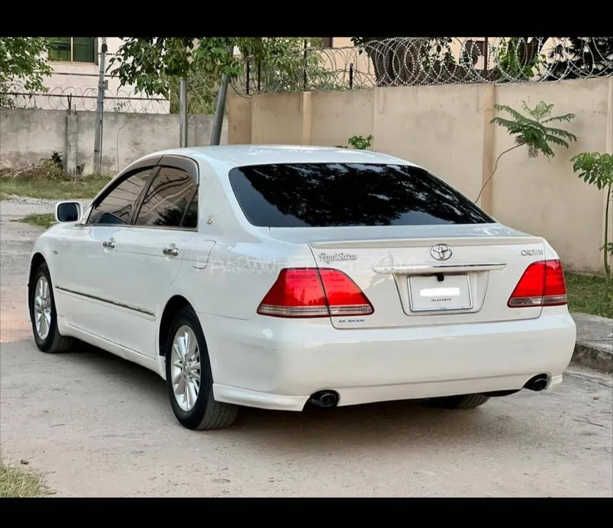 Toyota Crown 2004 for sale in Faisalabad