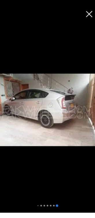 Toyota Prius 2014 for Sale in Karachi Image-1