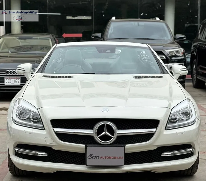 Mercedes Benz SLK Class 2012 for Sale in Karachi Image-1