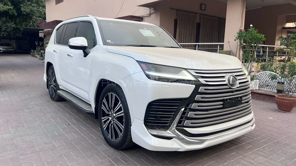 Lexus LX Series 2022 for Sale in Karachi Image-1