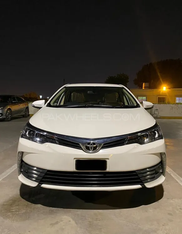 Toyota Corolla 2019 for Sale in Karachi Image-1