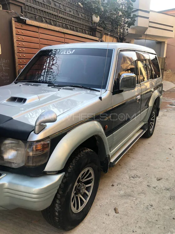 Mitsubishi Pajero 1993 for Sale in Islamabad Image-1