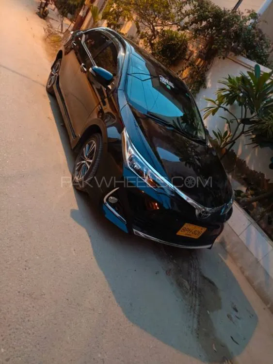 Toyota Corolla 2019 for Sale in Karachi Image-1