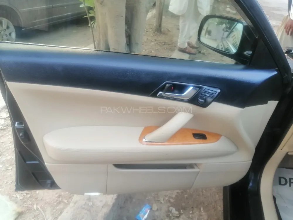 Toyota Mark X 2005 for Sale in Karachi Image-1