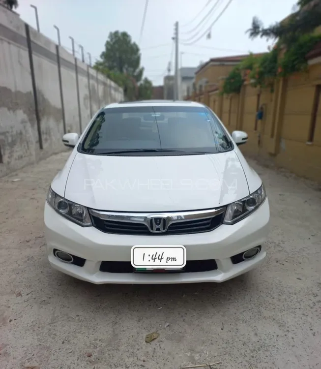 Honda Civic VTi Oriel Prosmatec 1.8 i-VTEC 2015 for sale in Sheikhupura ...