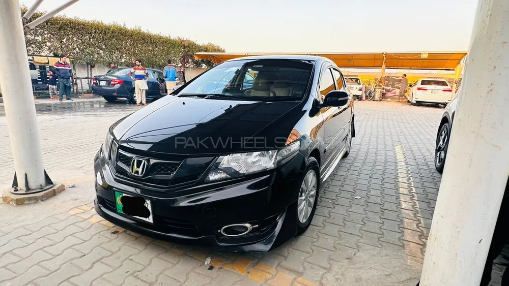 ہونڈا سٹی 2017 for Sale in گجرات Image-1
