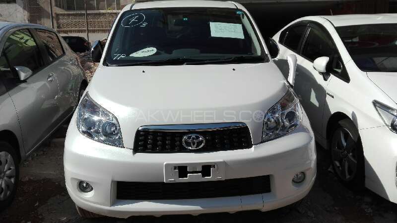 Toyota Rush 2010 for Sale in Karachi Image-1