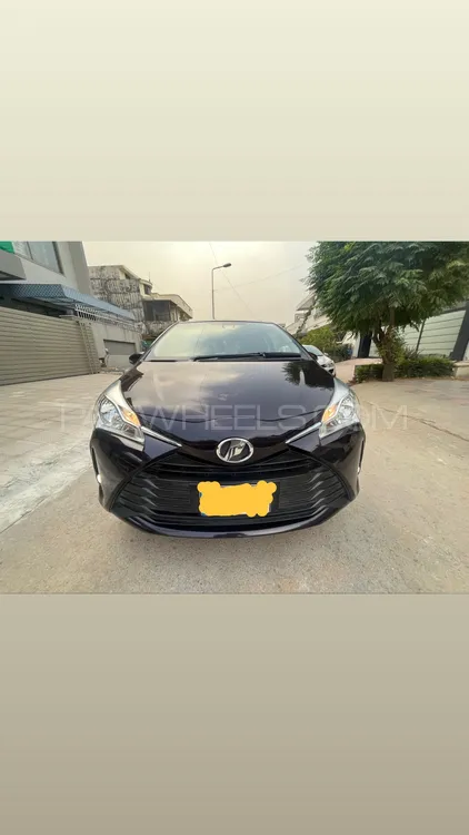 Toyota Vitz 2018 for Sale in Islamabad Image-1