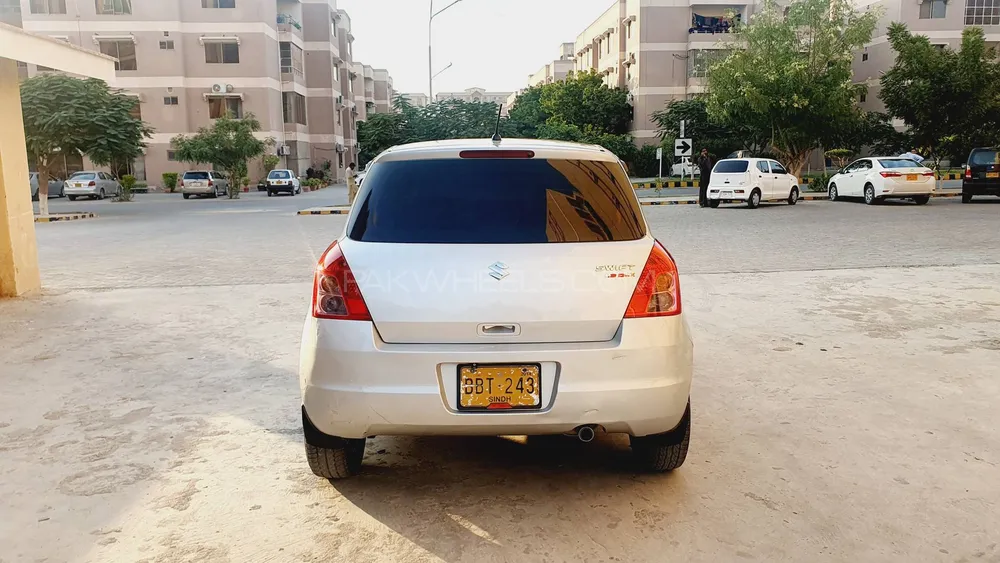 Suzuki Swift 2014 for Sale in Karachi Image-1