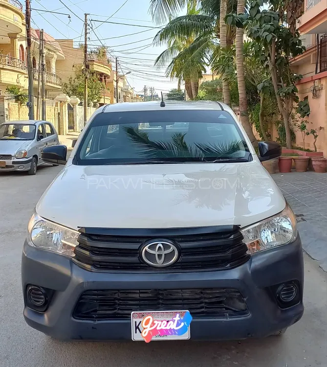 Toyota Hilux 2018 for Sale in Karachi Image-1