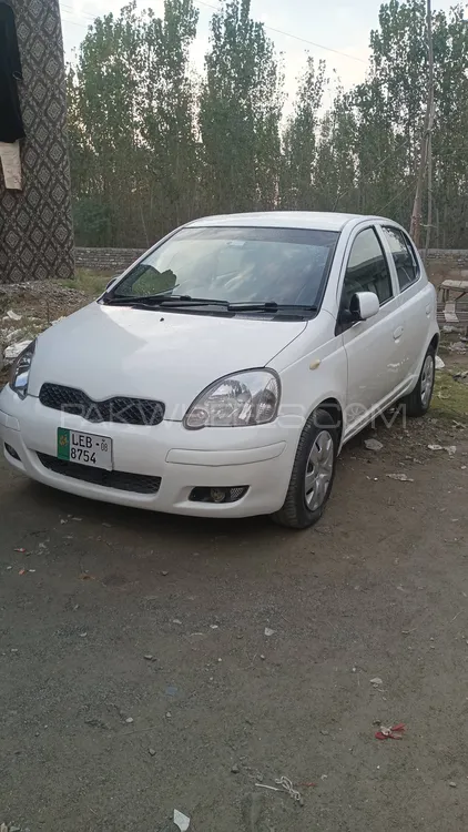 Toyota Vitz 2005 for Sale in Mardan Image-1