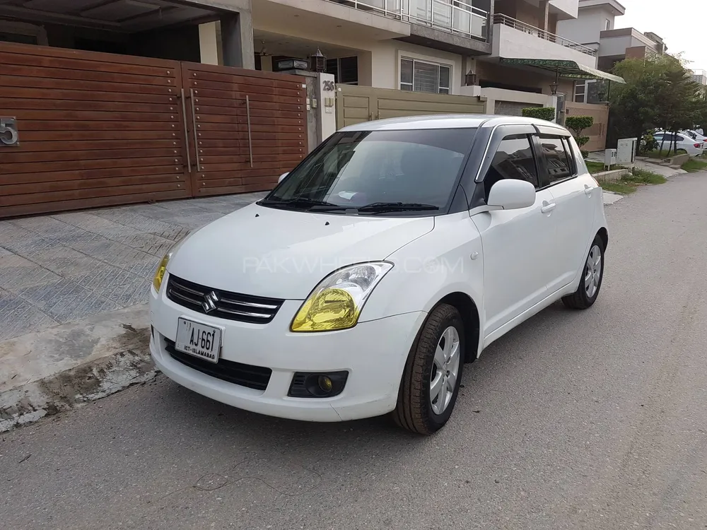 Suzuki Swift 2013 for Sale in Islamabad Image-1