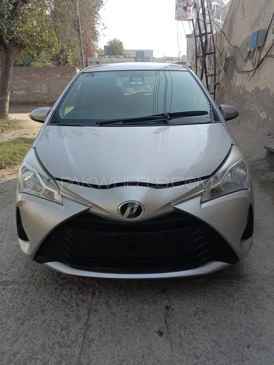 Toyota Vitz 2017 for Sale in Sargodha Image-1
