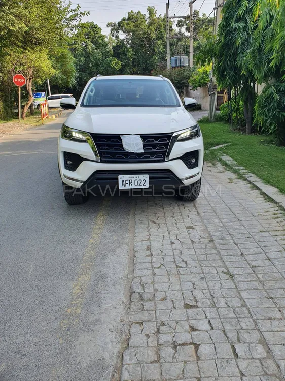 Toyota Fortuner 2022 for Sale in Lahore Image-1