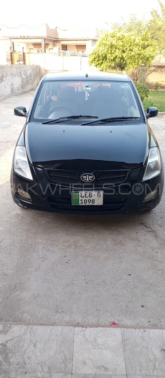 FAW V2 2015 for Sale in Nankana sahib Image-1