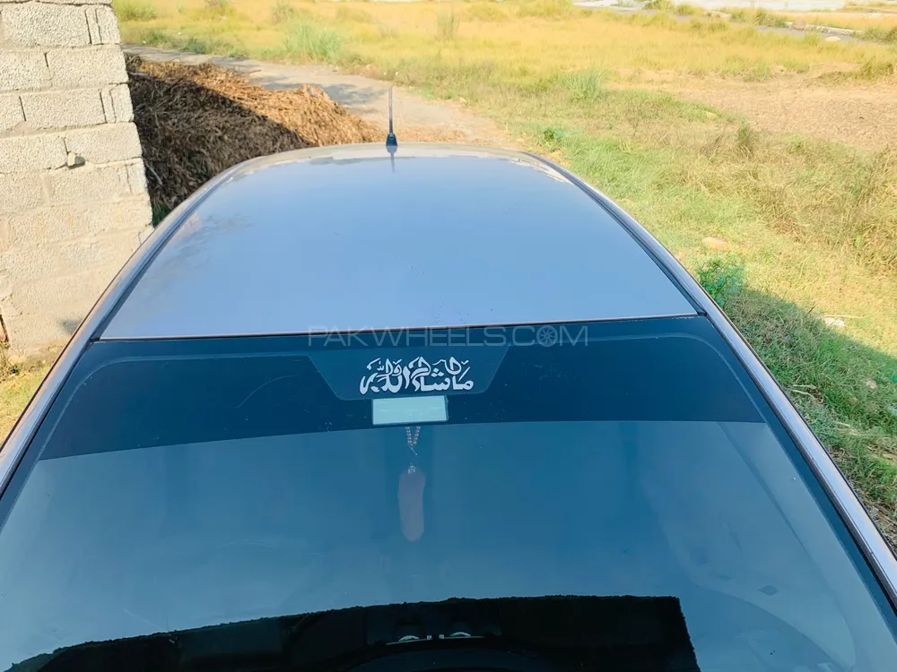 Toyota Vitz 2005 for Sale in Mardan Image-1