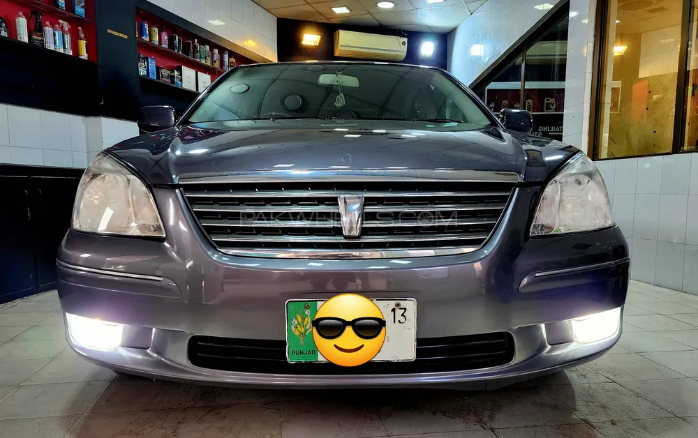 Toyota Premio 2004 for Sale in Multan Image-1