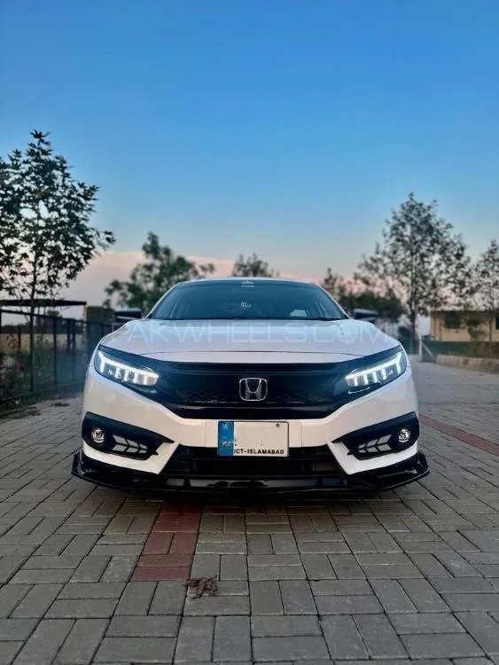 Honda Civic 2020 for Sale in Karak Image-1