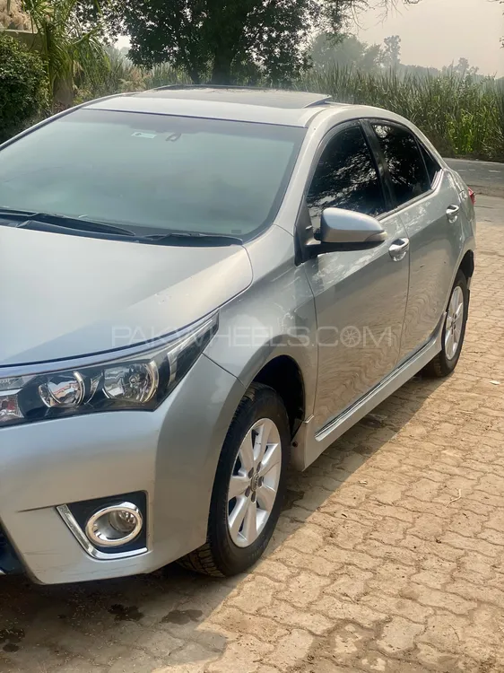 Toyota Corolla 2015 for Sale in Gujrat Image-1