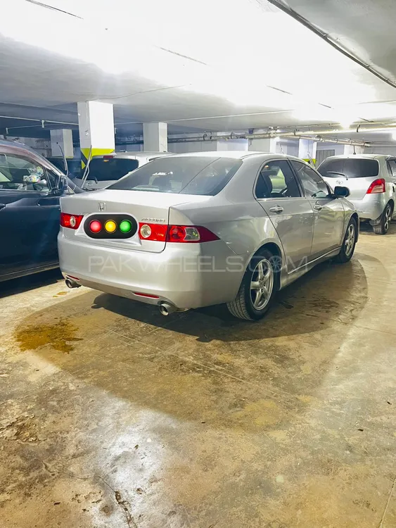 Honda Accord 2004 for Sale in Karachi Image-1
