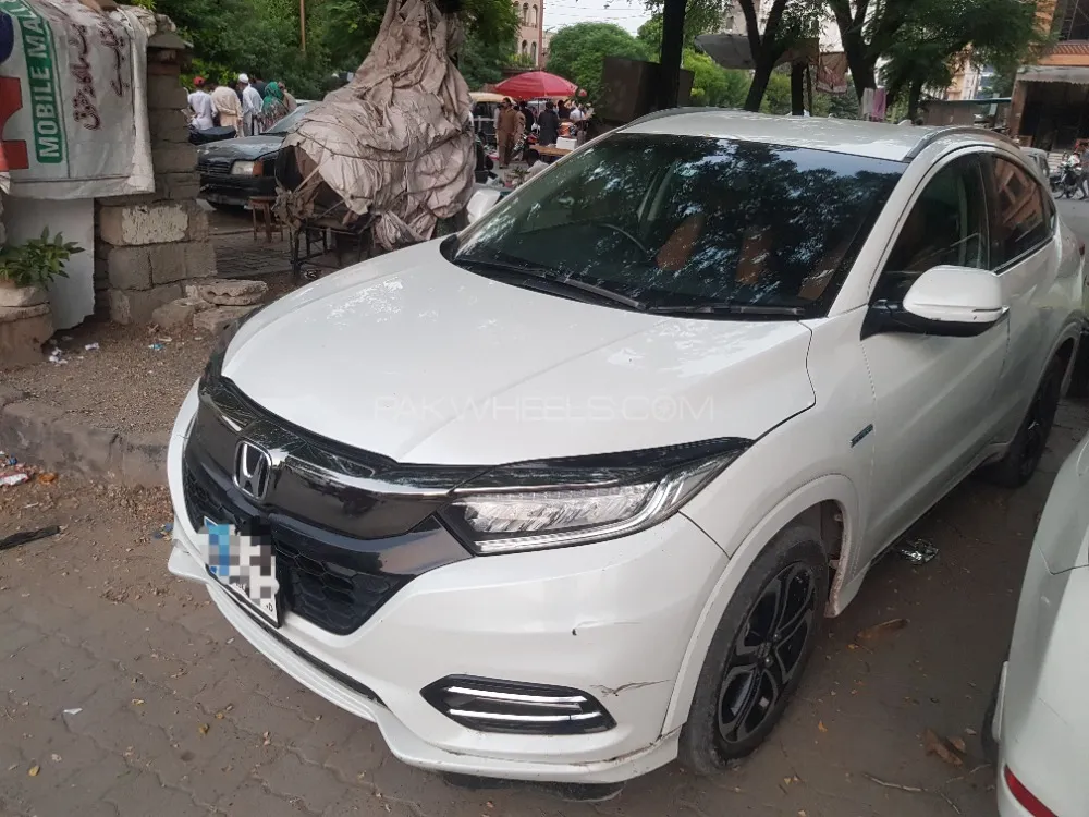 Honda Vezel 2020 for Sale in Islamabad Image-1