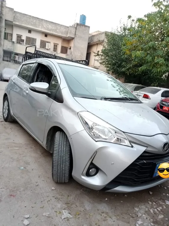 Toyota Vitz 2017 for Sale in Bahawalnagar Image-1