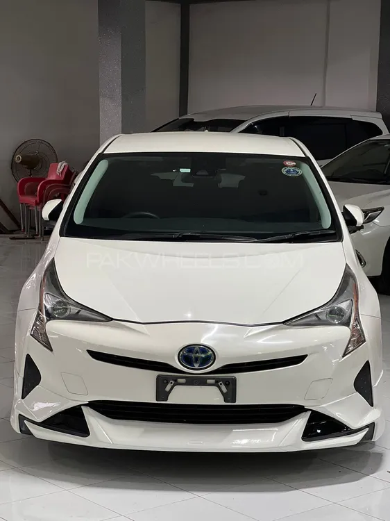 Toyota Prius 2017 for sale in Peshawar