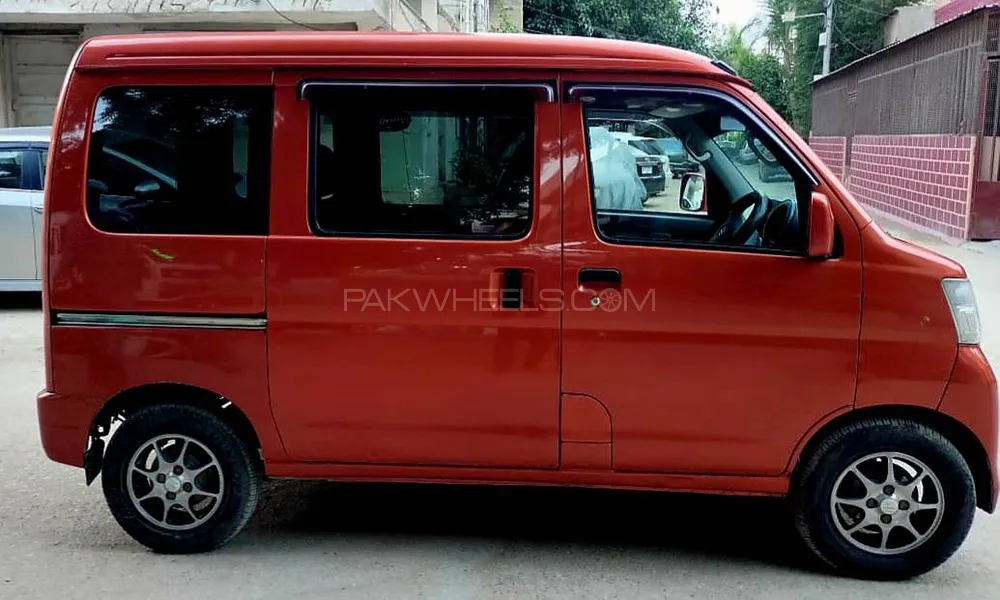 Daihatsu Hijet 2015 for sale in Karachi