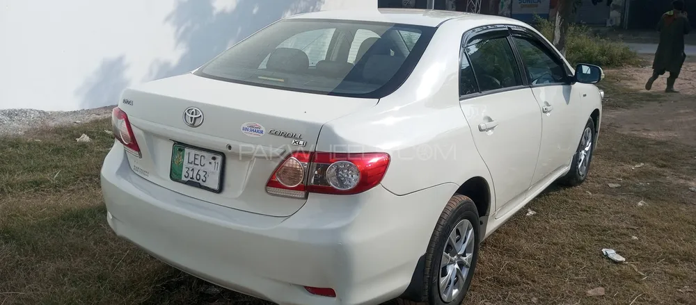 Toyota Corolla 2011 for Sale in Gujrat Image-1