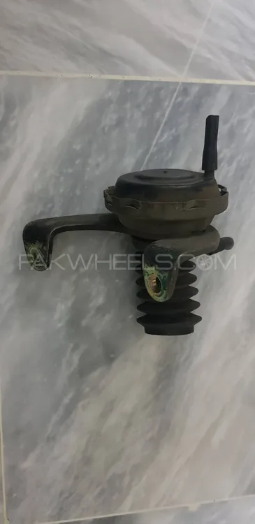 Freewheel clutch actuator-Pajero io 4WD Image-1