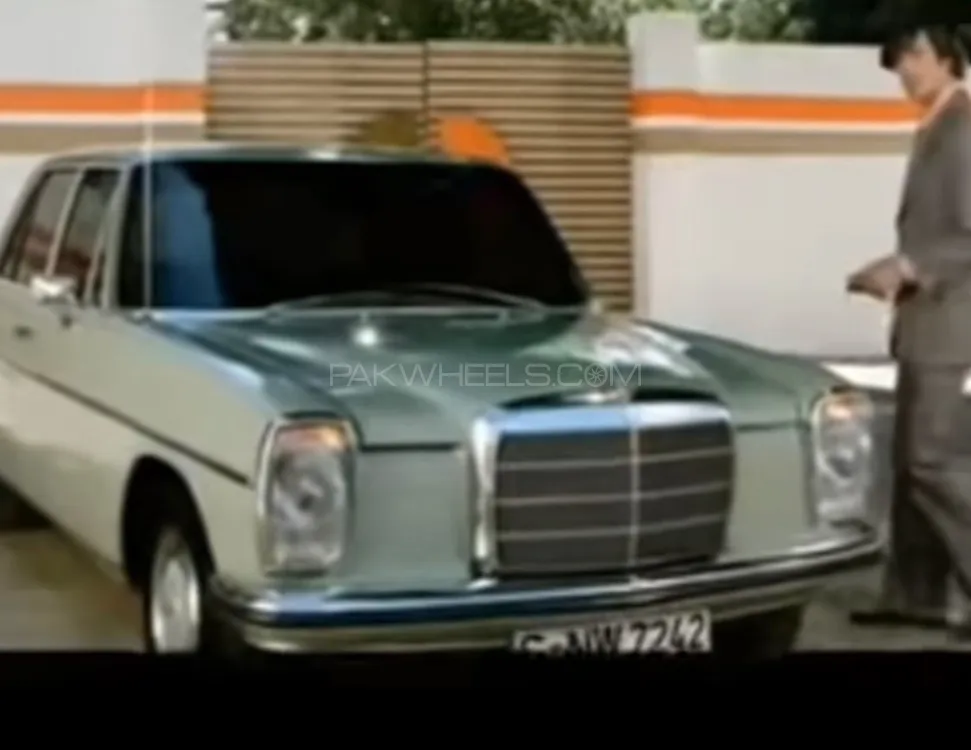 Mercedes Benz E Class 1997 for Sale in Islamabad Image-1