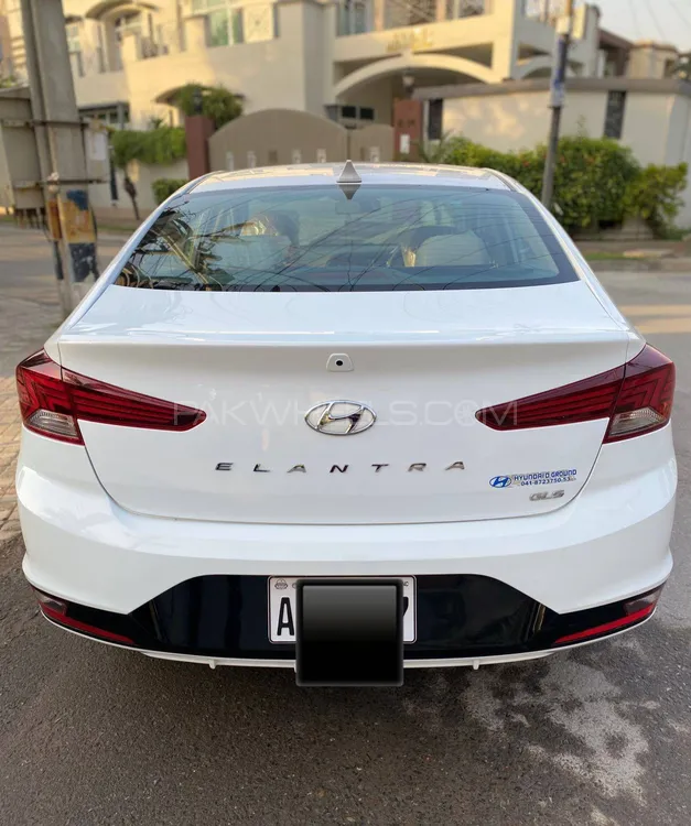 Hyundai Elantra GLS 2021 for sale in Faisalabad | PakWheels