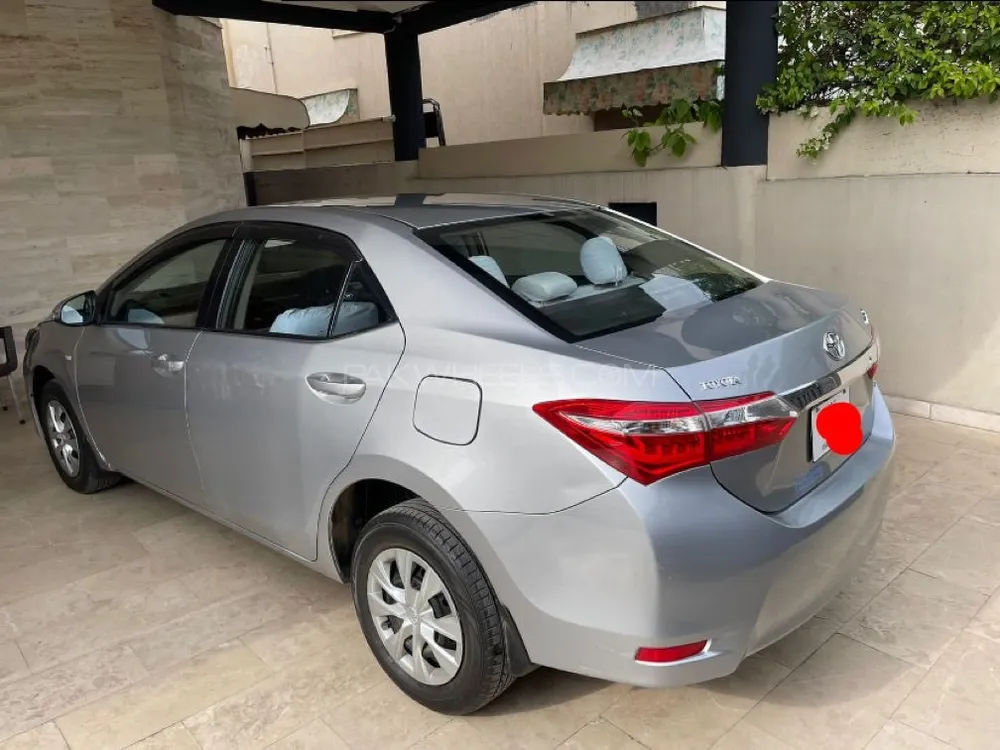 Toyota Corolla 2014 for Sale in Islamabad Image-1
